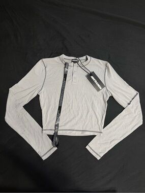 Waydamin Gray Long-Sleeve Crop Top